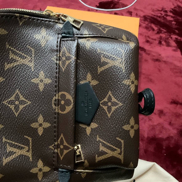 Louis Vuitton Palm Springs Mini backpack - Picture 13 of 13